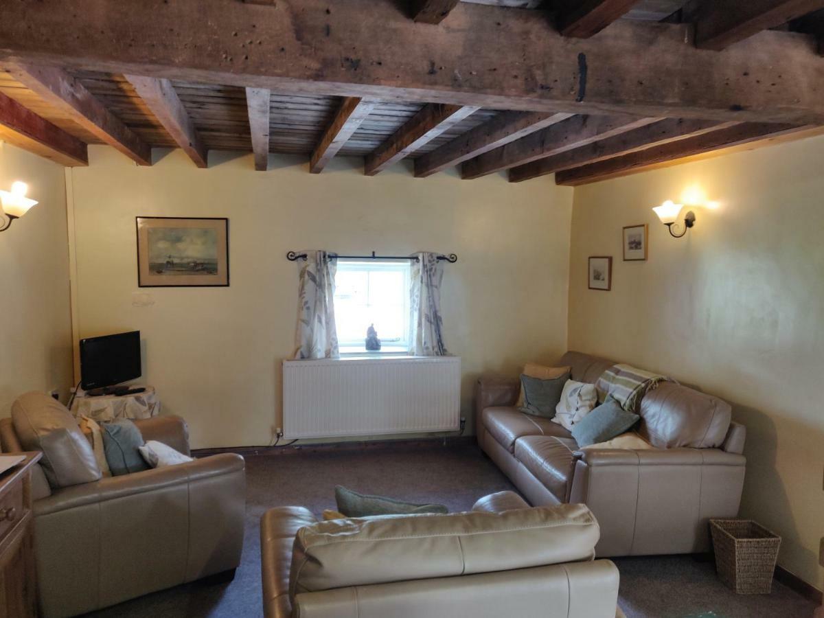 Row Farm Cottage Міллом Екстер'єр фото